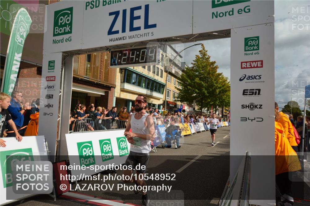 20.09.2026 - PSD Bank Halbmarathon LAZAROV Photography http://msf.ph/oto/10548952 20.09.2026 11:24:04 Ziel 2776, 2779, 4105, 4146, 4176, 4227, 4545, 4558 meine-sportfotos.de