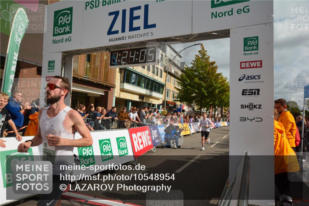 20.09.2026 - PSD Bank Halbmarathon LAZAROV Photography http://msf.ph/oto/10548954 20.09.2026 11:24:04 Ziel 2776, 2779, 4105, 4146, 4176, 4227, 4545, 4558 meine-sportfotos.de