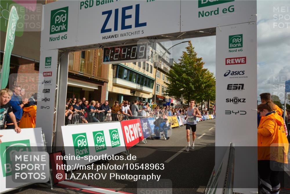 20.09.2026 - PSD Bank Halbmarathon LAZAROV Photography http://msf.ph/oto/10548963 20.09.2026 11:24:08 Ziel 2776, 2779, 4105, 4176, 4545, 4558 meine-sportfotos.de