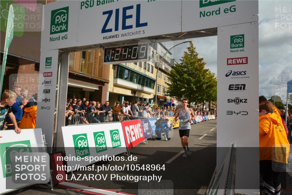 20.09.2026 - PSD Bank Halbmarathon LAZAROV Photography http://msf.ph/oto/10548964 20.09.2026 11:24:08 Ziel 2776, 2779, 4105, 4176, 4545, 4558 meine-sportfotos.de