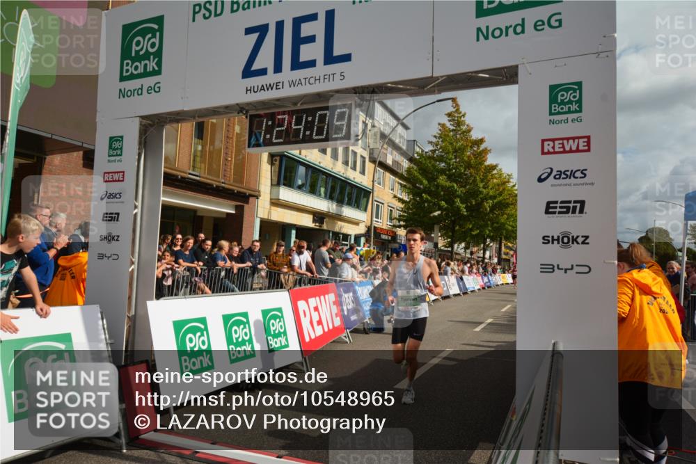 20.09.2026 - PSD Bank Halbmarathon LAZAROV Photography http://msf.ph/oto/10548965 20.09.2026 11:24:09 Ziel 2779, 4105, 4176, 4545, 4558 meine-sportfotos.de