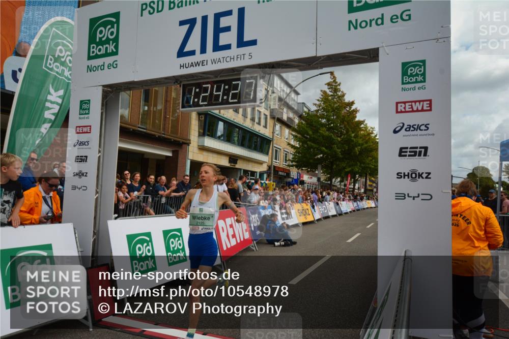 20.09.2026 - PSD Bank Halbmarathon LAZAROV Photography http://msf.ph/oto/10548978 20.09.2026 11:24:26 Ziel 2125, 2895, 3407, 3548, 4463 meine-sportfotos.de