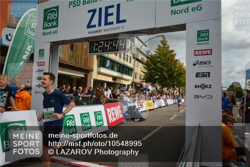 20.09.2026 - PSD Bank Halbmarathon LAZAROV Photography http://msf.ph/oto/10548995 20.09.2026 11:24:44 Ziel 1636, 1780, 1801, 2365, 2766 meine-sportfotos.de