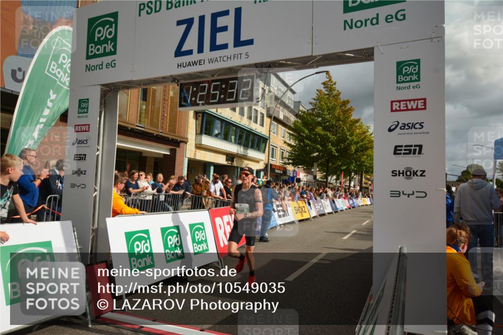 20.09.2026 - PSD Bank Halbmarathon LAZAROV Photography http://msf.ph/oto/10549035 20.09.2026 11:25:31 Ziel 1428, 2339, 2744 meine-sportfotos.de