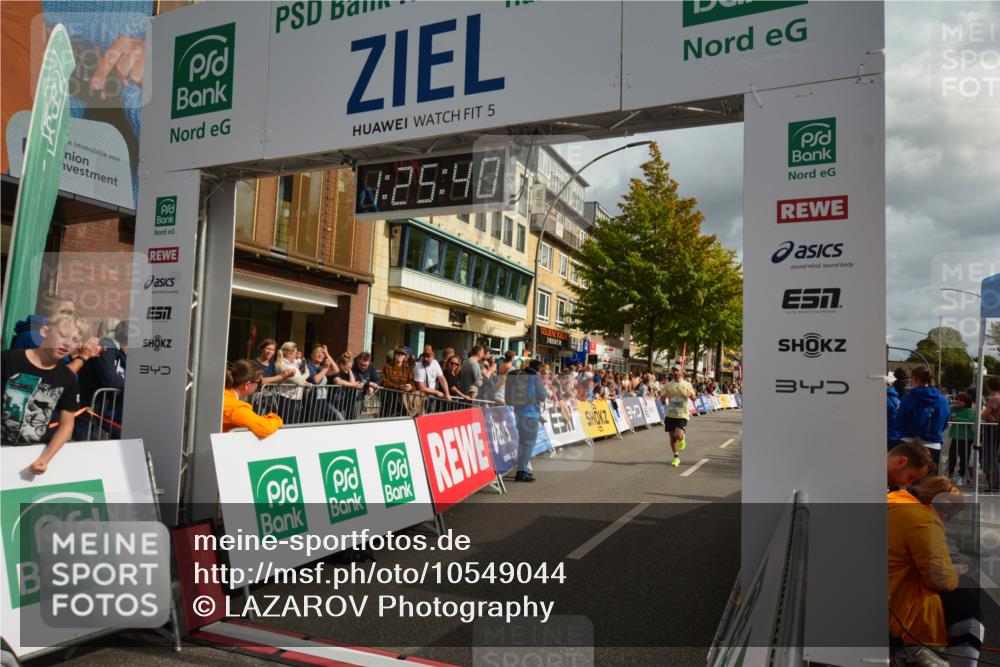 20.09.2026 - PSD Bank Halbmarathon LAZAROV Photography http://msf.ph/oto/10549044 20.09.2026 11:25:39 Ziel 1428, 2744 meine-sportfotos.de
