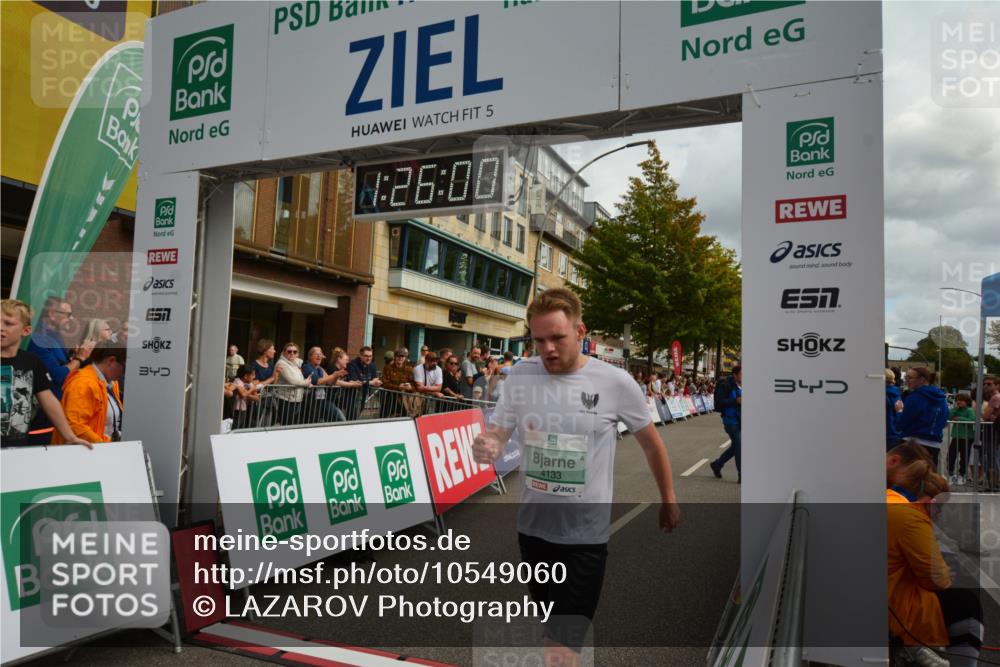 20.09.2026 - PSD Bank Halbmarathon LAZAROV Photography http://msf.ph/oto/10549060 20.09.2026 11:26:00 Ziel 2377, 2388, 4133, 4277, 4347, 4729 meine-sportfotos.de
