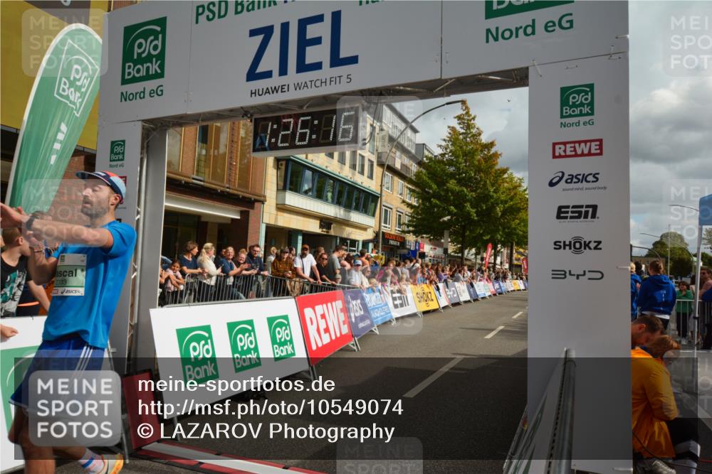 20.09.2026 - PSD Bank Halbmarathon LAZAROV Photography http://msf.ph/oto/10549074 20.09.2026 11:26:15 Ziel 2333, 2603, 2620, 3710, 4174, 4347, 4518 meine-sportfotos.de