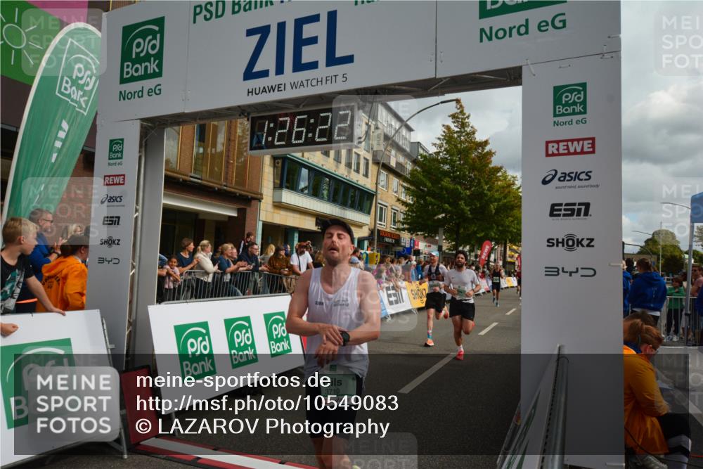20.09.2026 - PSD Bank Halbmarathon LAZAROV Photography http://msf.ph/oto/10549083 20.09.2026 11:26:22 Ziel 1518, 2603, 2620, 3710, 4174, 4518 meine-sportfotos.de