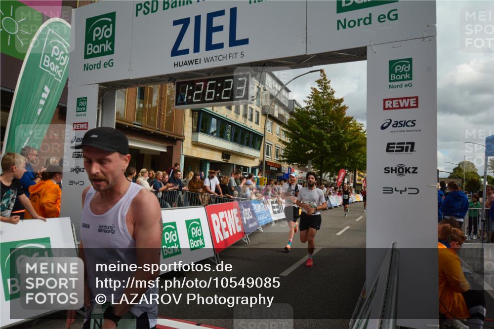 20.09.2026 - PSD Bank Halbmarathon LAZAROV Photography http://msf.ph/oto/10549085 20.09.2026 11:26:22 Ziel 1518, 2603, 2620, 3710, 4174, 4518 meine-sportfotos.de