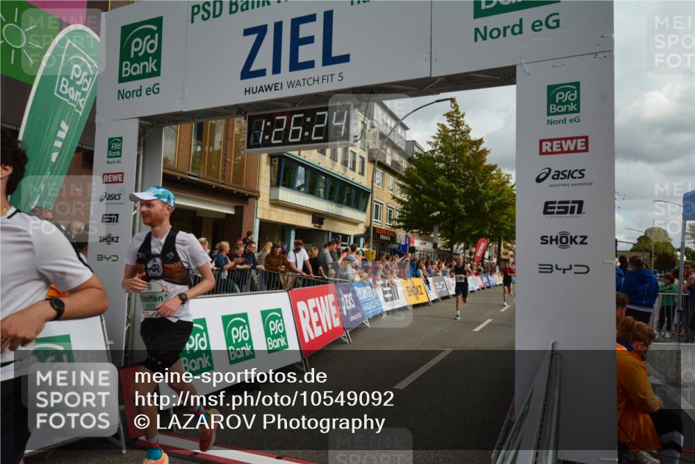 20.09.2026 - PSD Bank Halbmarathon LAZAROV Photography http://msf.ph/oto/10549092 20.09.2026 11:26:23 Ziel 1518, 2603, 2620, 3081, 3710, 4174, 4373, 4518 meine-sportfotos.de