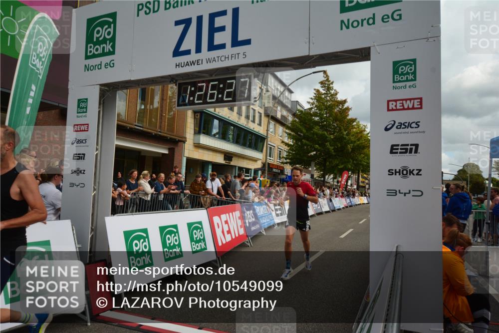 20.09.2026 - PSD Bank Halbmarathon LAZAROV Photography http://msf.ph/oto/10549099 20.09.2026 11:26:27 Ziel 1518, 2603, 2620, 3081, 3710, 4174, 4373, 4396 meine-sportfotos.de