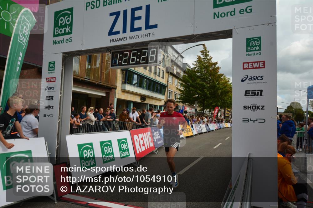 20.09.2026 - PSD Bank Halbmarathon LAZAROV Photography http://msf.ph/oto/10549101 20.09.2026 11:26:27 Ziel 1518, 2603, 2620, 3081, 3710, 4174, 4373, 4396 meine-sportfotos.de