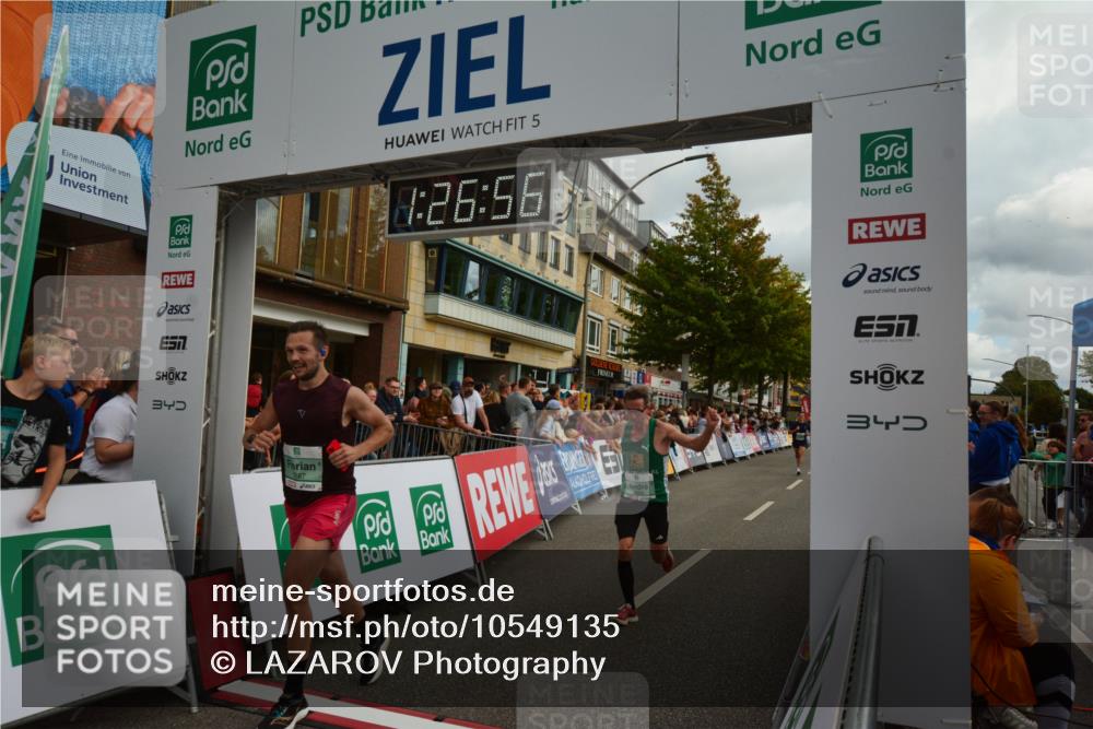 20.09.2026 - PSD Bank Halbmarathon LAZAROV Photography http://msf.ph/oto/10549135 20.09.2026 11:26:56 Ziel 1287, 1574, 2292, 2346, 2845, 4056, 4553 meine-sportfotos.de
