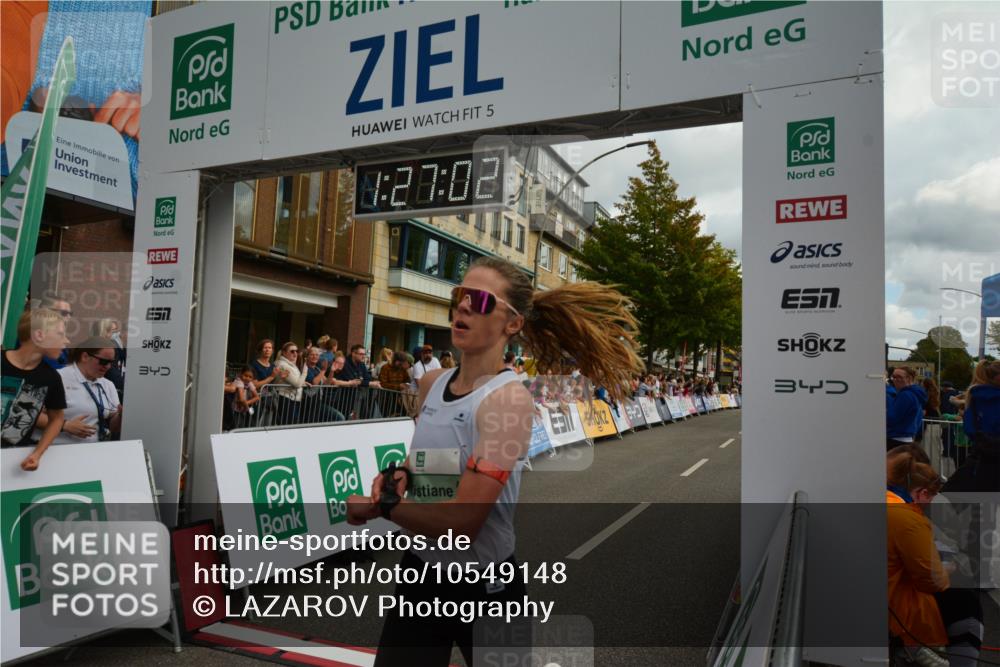 20.09.2026 - PSD Bank Halbmarathon LAZAROV Photography http://msf.ph/oto/10549148 20.09.2026 11:27:02 Ziel 1287, 1574, 2346, 2845, 3870, 4056, 4553 meine-sportfotos.de