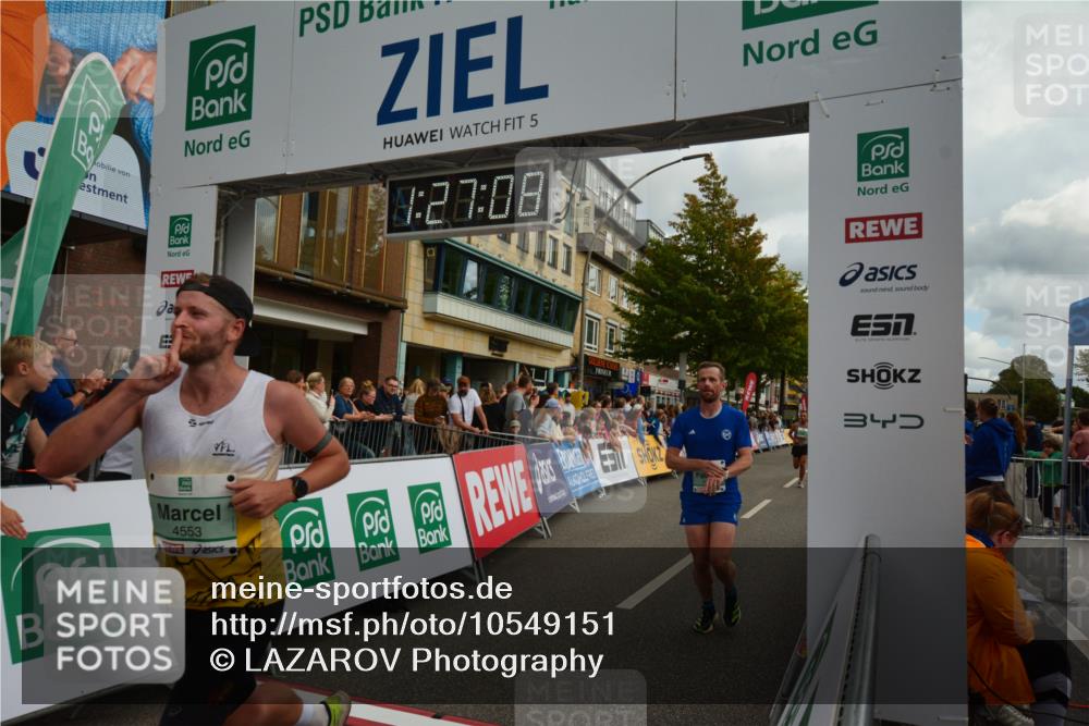 20.09.2026 - PSD Bank Halbmarathon LAZAROV Photography http://msf.ph/oto/10549151 20.09.2026 11:27:07 Ziel 1314, 1574, 2346, 3870, 4553 meine-sportfotos.de