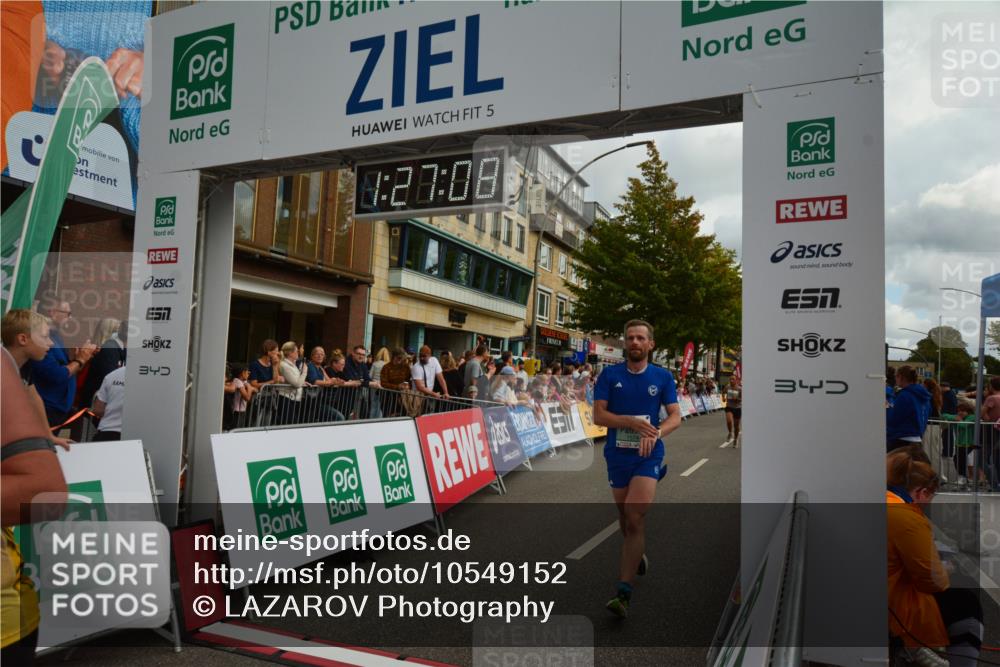 20.09.2026 - PSD Bank Halbmarathon LAZAROV Photography http://msf.ph/oto/10549152 20.09.2026 11:27:08 Ziel 1314, 1574, 2346, 2813, 3870, 4553 meine-sportfotos.de
