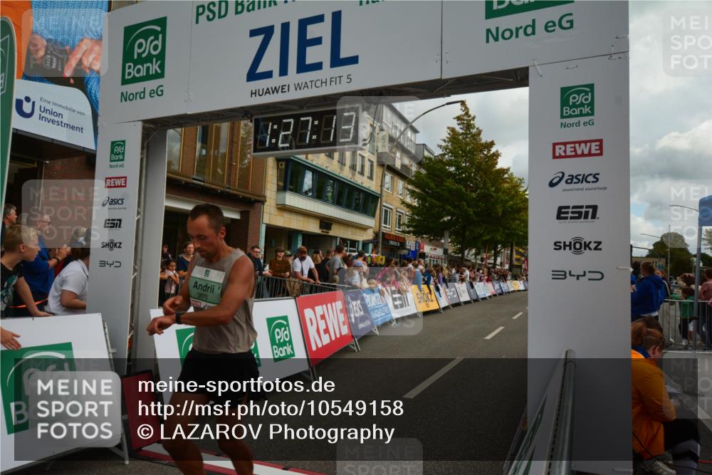 20.09.2026 - PSD Bank Halbmarathon LAZAROV Photography http://msf.ph/oto/10549158 20.09.2026 11:27:12 Ziel 1314, 1574, 2813, 3870, 4553 meine-sportfotos.de