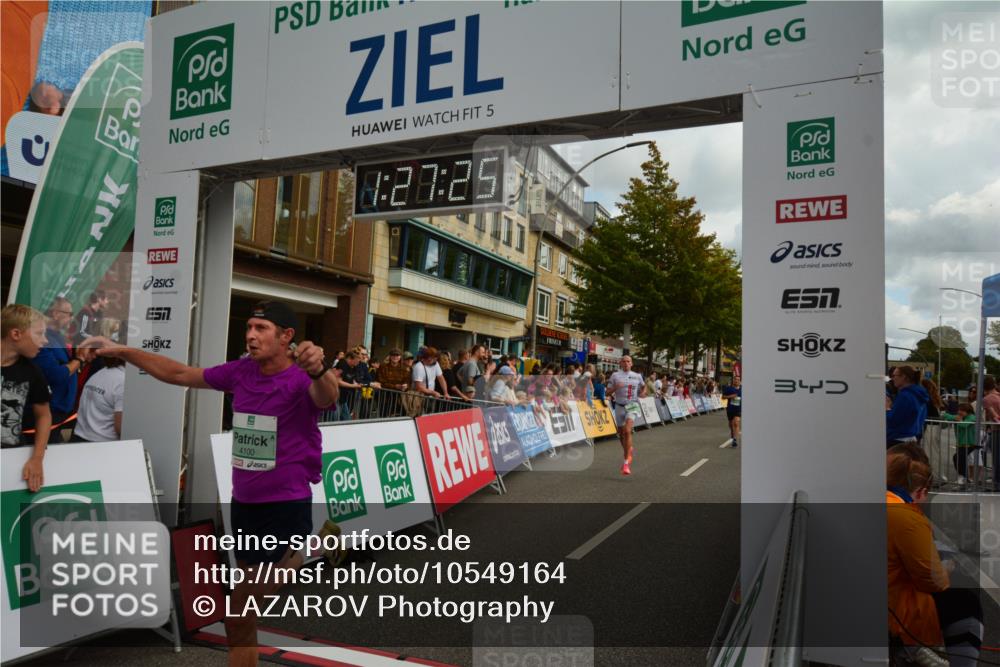 20.09.2026 - PSD Bank Halbmarathon LAZAROV Photography http://msf.ph/oto/10549164 20.09.2026 11:27:25 Ziel 1078, 1314, 2096, 2813, 2880, 4100, 4496, 4648 meine-sportfotos.de