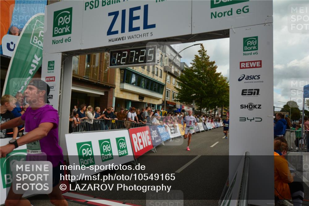 20.09.2026 - PSD Bank Halbmarathon LAZAROV Photography http://msf.ph/oto/10549165 20.09.2026 11:27:25 Ziel 1078, 1314, 2096, 2813, 2880, 4100, 4496, 4648 meine-sportfotos.de