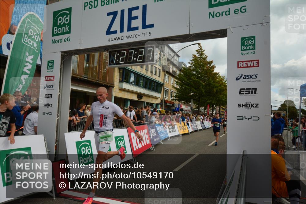 20.09.2026 - PSD Bank Halbmarathon LAZAROV Photography http://msf.ph/oto/10549170 20.09.2026 11:27:26 Ziel 1078, 2096, 2813, 2880, 4100, 4496, 4648 meine-sportfotos.de