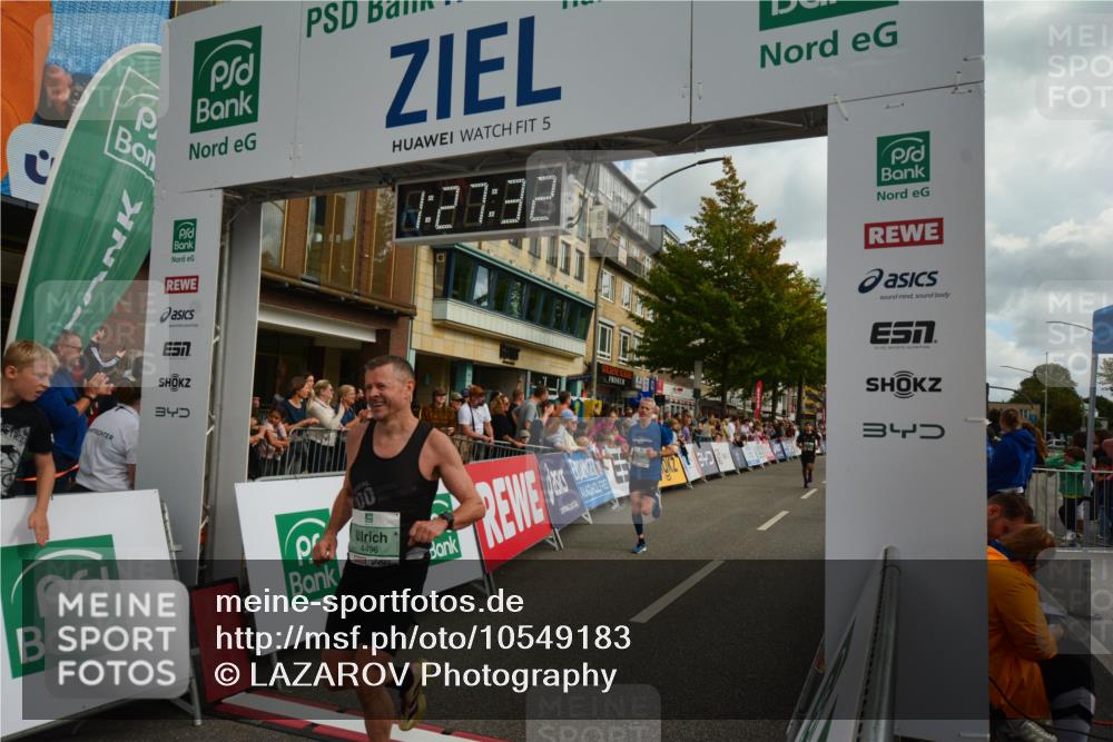 20.09.2026 - PSD Bank Halbmarathon LAZAROV Photography http://msf.ph/oto/10549183 20.09.2026 11:27:31 Ziel 1078, 2096, 2880, 4100, 4496, 4648 meine-sportfotos.de