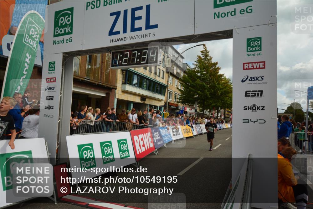 20.09.2026 - PSD Bank Halbmarathon LAZAROV Photography http://msf.ph/oto/10549195 20.09.2026 11:27:33 Ziel 1078, 2096, 2880, 4496 meine-sportfotos.de
