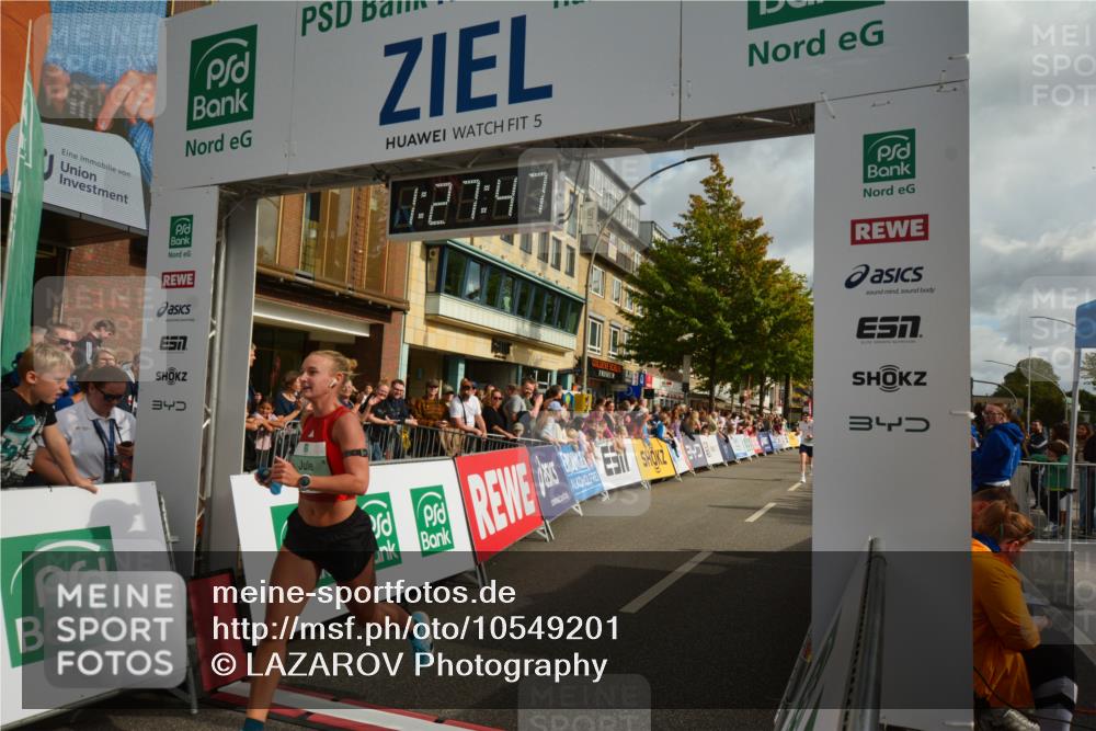 20.09.2026 - PSD Bank Halbmarathon LAZAROV Photography http://msf.ph/oto/10549201 20.09.2026 11:27:47 Ziel 2544, 3189, 3348, 3431, 4462 meine-sportfotos.de