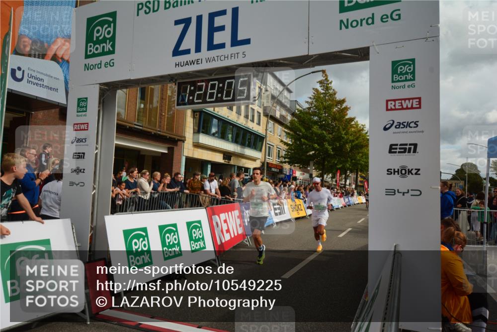 20.09.2026 - PSD Bank Halbmarathon LAZAROV Photography http://msf.ph/oto/10549225 20.09.2026 11:28:05 Ziel 1096, 1399, 1606, 1679, 2484, 3068, 3207, 3362, 4795 meine-sportfotos.de