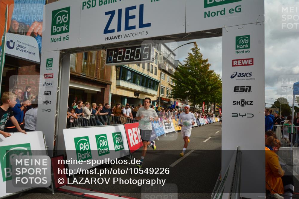 20.09.2026 - PSD Bank Halbmarathon LAZAROV Photography http://msf.ph/oto/10549226 20.09.2026 11:28:05 Ziel 1096, 1399, 1606, 1679, 2484, 3068, 3207, 3362, 4795 meine-sportfotos.de