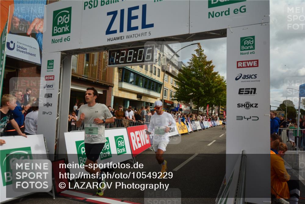 20.09.2026 - PSD Bank Halbmarathon LAZAROV Photography http://msf.ph/oto/10549229 20.09.2026 11:28:05 Ziel 1096, 1399, 1606, 1679, 2484, 3068, 3207, 3362, 4795 meine-sportfotos.de