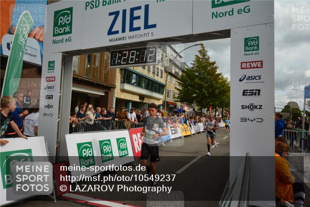 20.09.2026 - PSD Bank Halbmarathon LAZAROV Photography http://msf.ph/oto/10549237 20.09.2026 11:28:11 Ziel 1096, 1399, 1679, 2484, 3068, 3207, 3362, 4795 meine-sportfotos.de