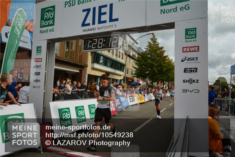 20.09.2026 - PSD Bank Halbmarathon LAZAROV Photography http://msf.ph/oto/10549238 20.09.2026 11:28:11 Ziel 1096, 1399, 1679, 2484, 3068, 3207, 3362, 4795 meine-sportfotos.de