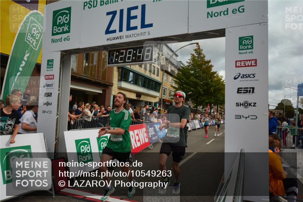 20.09.2026 - PSD Bank Halbmarathon LAZAROV Photography http://msf.ph/oto/10549263 20.09.2026 11:28:47 Ziel 1333, 1506, 2372, 2490, 2820, 3665, 4325 meine-sportfotos.de
