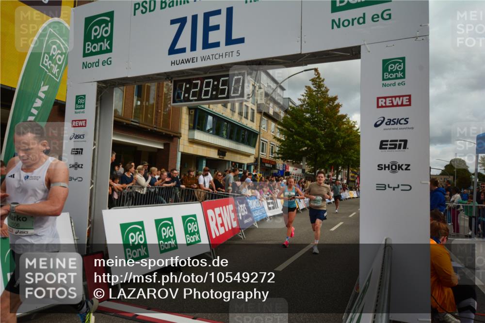 20.09.2026 - PSD Bank Halbmarathon LAZAROV Photography http://msf.ph/oto/10549272 20.09.2026 11:28:49 Ziel 1333, 1506, 2372, 2490, 3665, 4325 meine-sportfotos.de