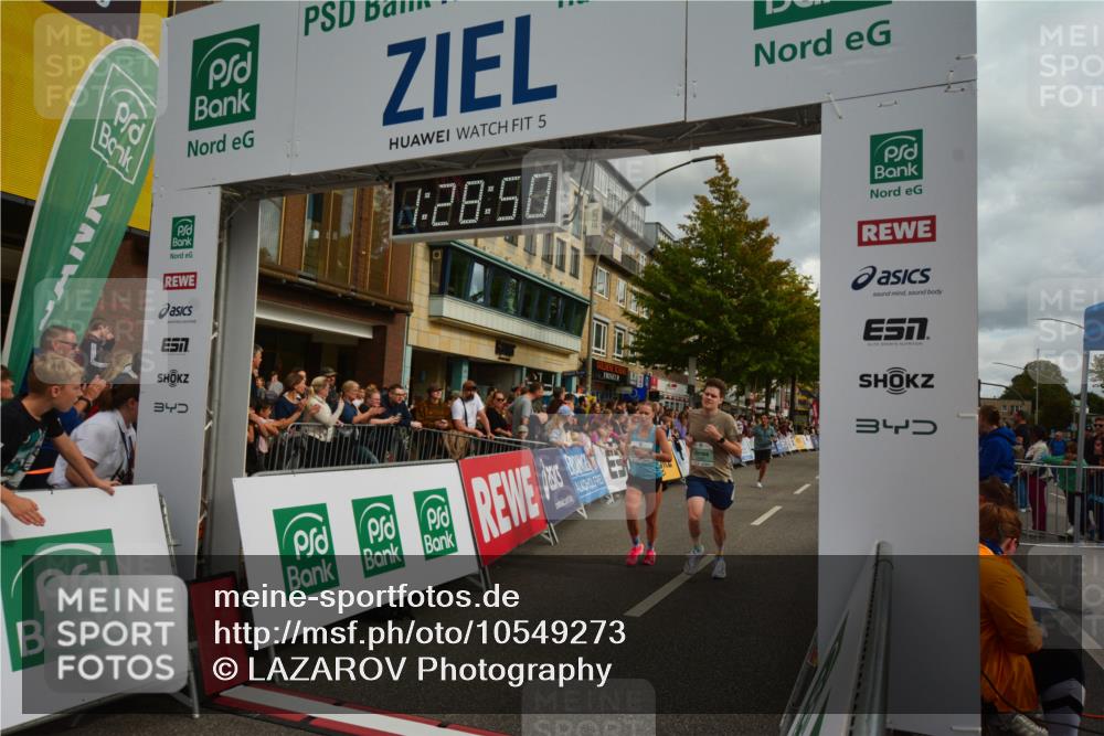 20.09.2026 - PSD Bank Halbmarathon LAZAROV Photography http://msf.ph/oto/10549273 20.09.2026 11:28:49 Ziel 1333, 1506, 2372, 2490, 3665, 4325 meine-sportfotos.de