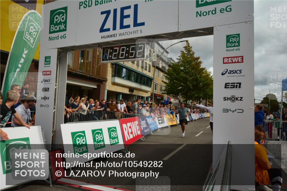 20.09.2026 - PSD Bank Halbmarathon LAZAROV Photography http://msf.ph/oto/10549282 20.09.2026 11:28:51 Ziel 1057, 1333, 1506, 2372, 2490, 3665, 4325 meine-sportfotos.de