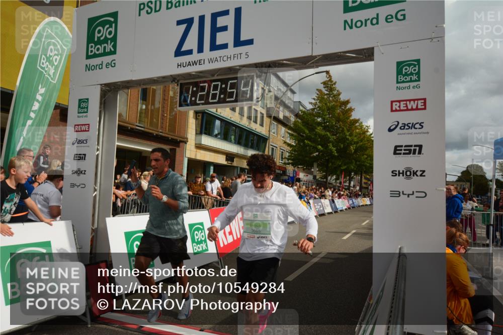 20.09.2026 - PSD Bank Halbmarathon LAZAROV Photography http://msf.ph/oto/10549284 20.09.2026 11:28:53 Ziel 1057, 1333, 1506, 2372, 2490, 3665, 4325 meine-sportfotos.de