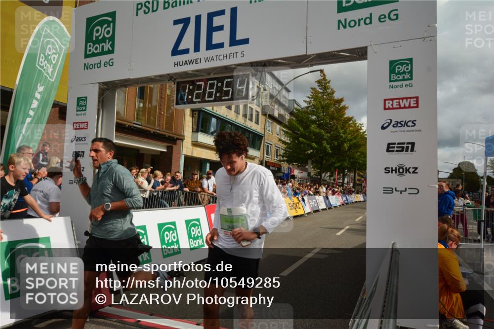 20.09.2026 - PSD Bank Halbmarathon LAZAROV Photography http://msf.ph/oto/10549285 20.09.2026 11:28:53 Ziel 1057, 1333, 1506, 2372, 2490, 3665, 4325 meine-sportfotos.de