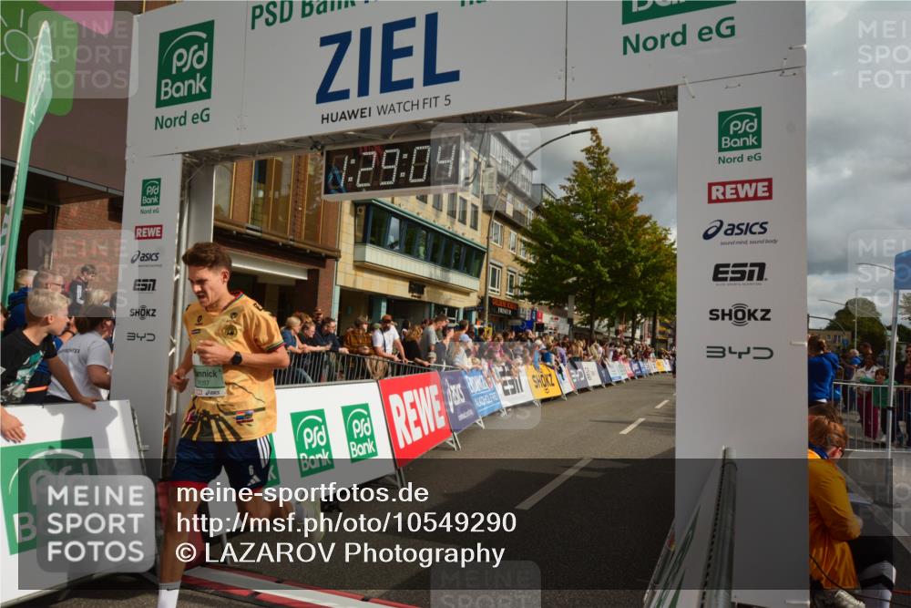 20.09.2026 - PSD Bank Halbmarathon LAZAROV Photography http://msf.ph/oto/10549290 20.09.2026 11:29:03 Ziel 1057, 1572, 2404, 2446, 2459, 2975 meine-sportfotos.de