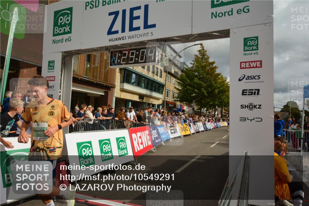 20.09.2026 - PSD Bank Halbmarathon LAZAROV Photography http://msf.ph/oto/10549291 20.09.2026 11:29:03 Ziel 1057, 1572, 2404, 2446, 2459, 2975 meine-sportfotos.de