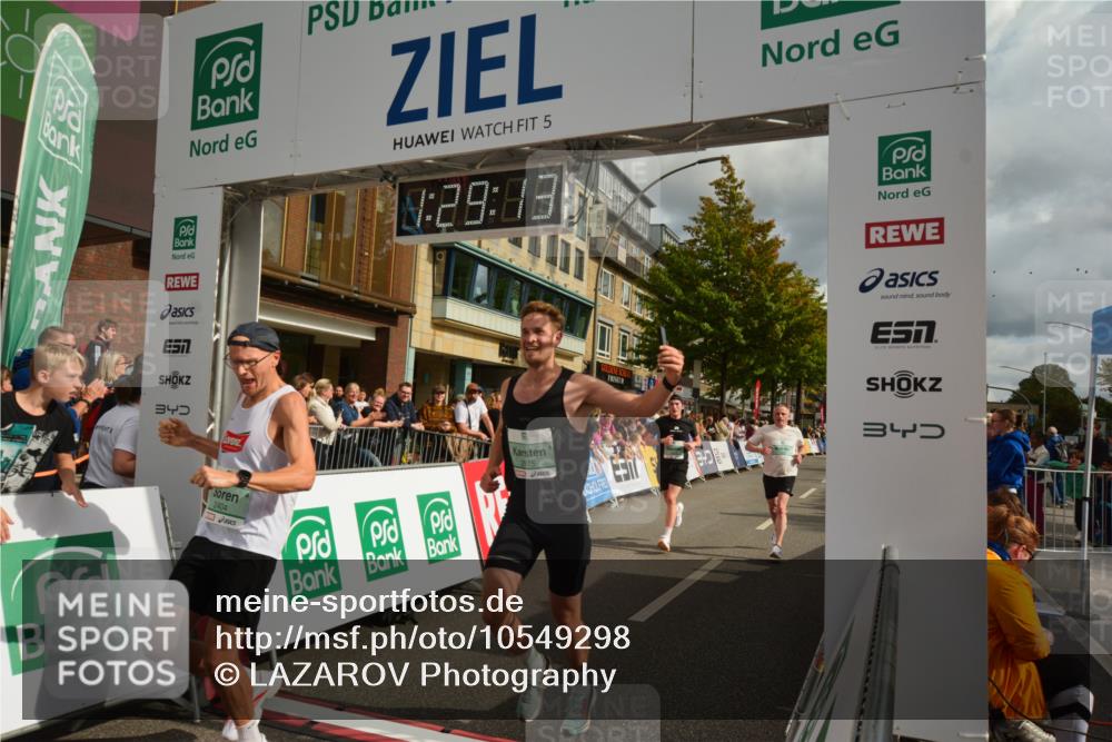 20.09.2026 - PSD Bank Halbmarathon LAZAROV Photography http://msf.ph/oto/10549298 20.09.2026 11:29:13 Ziel 1548, 1572, 2404, 2446, 2459, 2975, 4348 meine-sportfotos.de