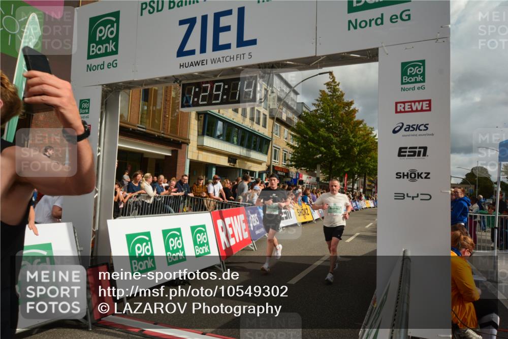 20.09.2026 - PSD Bank Halbmarathon LAZAROV Photography http://msf.ph/oto/10549302 20.09.2026 11:29:13 Ziel 1548, 1572, 2404, 2446, 2459, 2975, 4348 meine-sportfotos.de