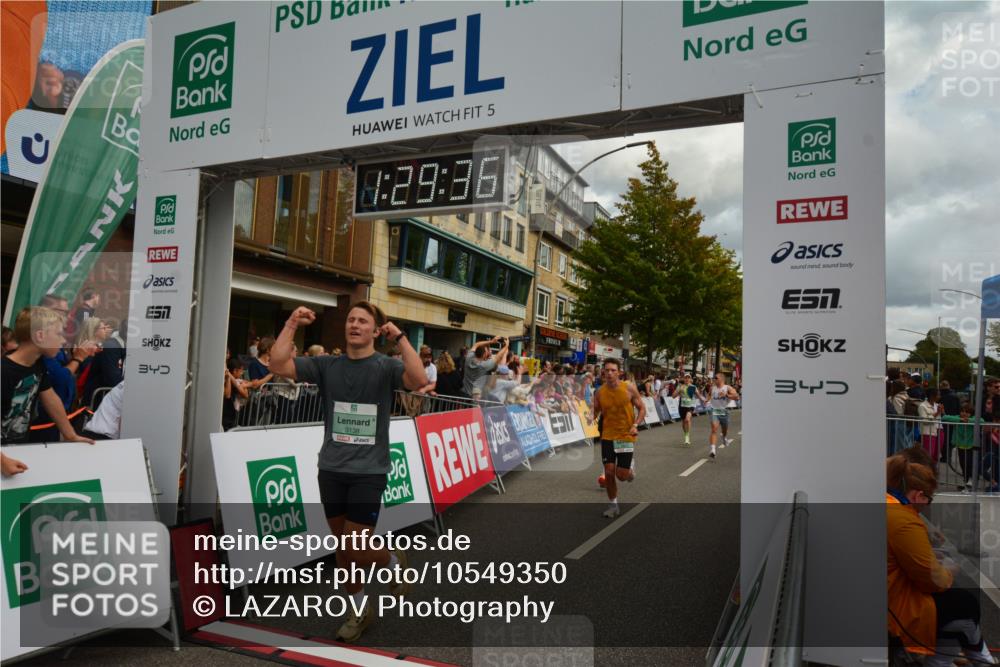 20.09.2026 - PSD Bank Halbmarathon LAZAROV Photography http://msf.ph/oto/10549350 20.09.2026 11:29:36 Ziel 1413, 2181, 2323, 3138, 3420, 3699, 3707, 3729, 3856, 4459, 4560 meine-sportfotos.de