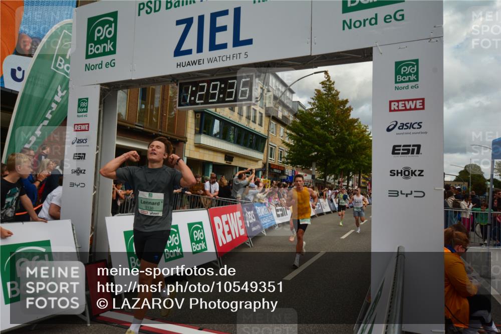 20.09.2026 - PSD Bank Halbmarathon LAZAROV Photography http://msf.ph/oto/10549351 20.09.2026 11:29:36 Ziel 1413, 2181, 2323, 3138, 3420, 3699, 3707, 3729, 3856, 4459, 4560 meine-sportfotos.de