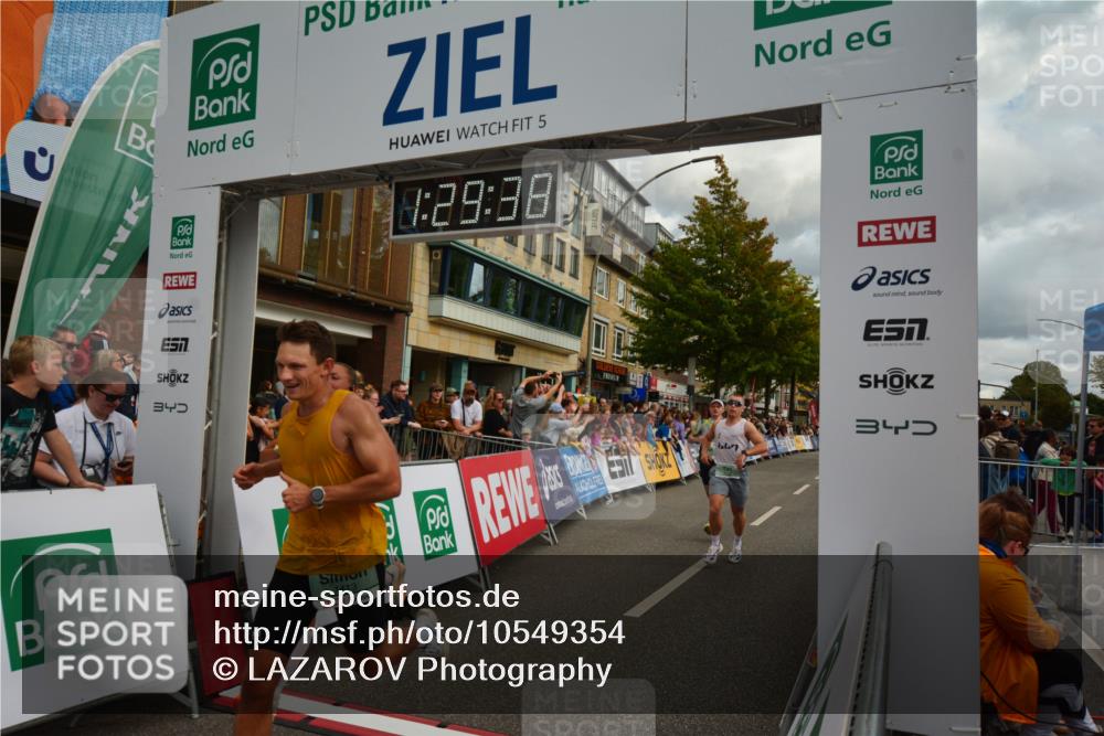 20.09.2026 - PSD Bank Halbmarathon LAZAROV Photography http://msf.ph/oto/10549354 20.09.2026 11:29:37 Ziel 1413, 2181, 2323, 3138, 3420, 3699, 3707, 3729, 3856, 4459, 4560 meine-sportfotos.de