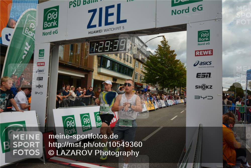 20.09.2026 - PSD Bank Halbmarathon LAZAROV Photography http://msf.ph/oto/10549360 20.09.2026 11:29:38 Ziel 1413, 2181, 2323, 3138, 3420, 3699, 3707, 3729, 3856, 4560 meine-sportfotos.de