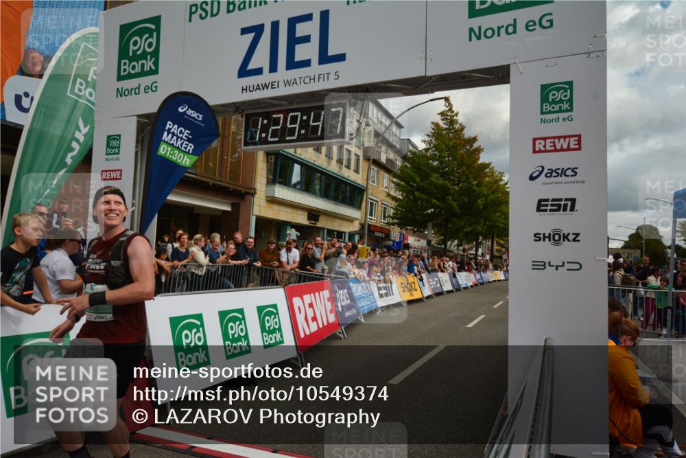 20.09.2026 - PSD Bank Halbmarathon LAZAROV Photography http://msf.ph/oto/10549374 20.09.2026 11:29:46 Ziel 2323, 3856, 4112, 4560 meine-sportfotos.de