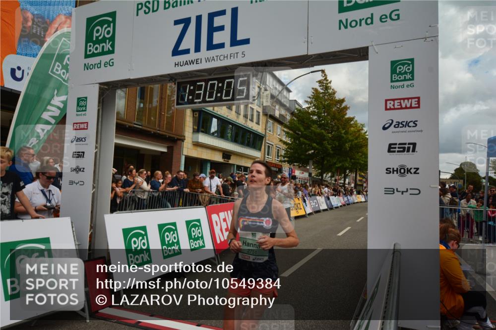 20.09.2026 - PSD Bank Halbmarathon LAZAROV Photography http://msf.ph/oto/10549384 20.09.2026 11:30:04 Ziel 2751, 3177, 3238, 3591, 4141 meine-sportfotos.de