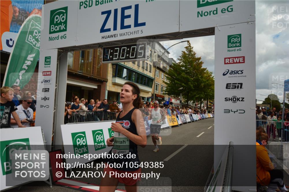 20.09.2026 - PSD Bank Halbmarathon LAZAROV Photography http://msf.ph/oto/10549385 20.09.2026 11:30:05 Ziel 2751, 3177, 3238, 3591, 4141 meine-sportfotos.de