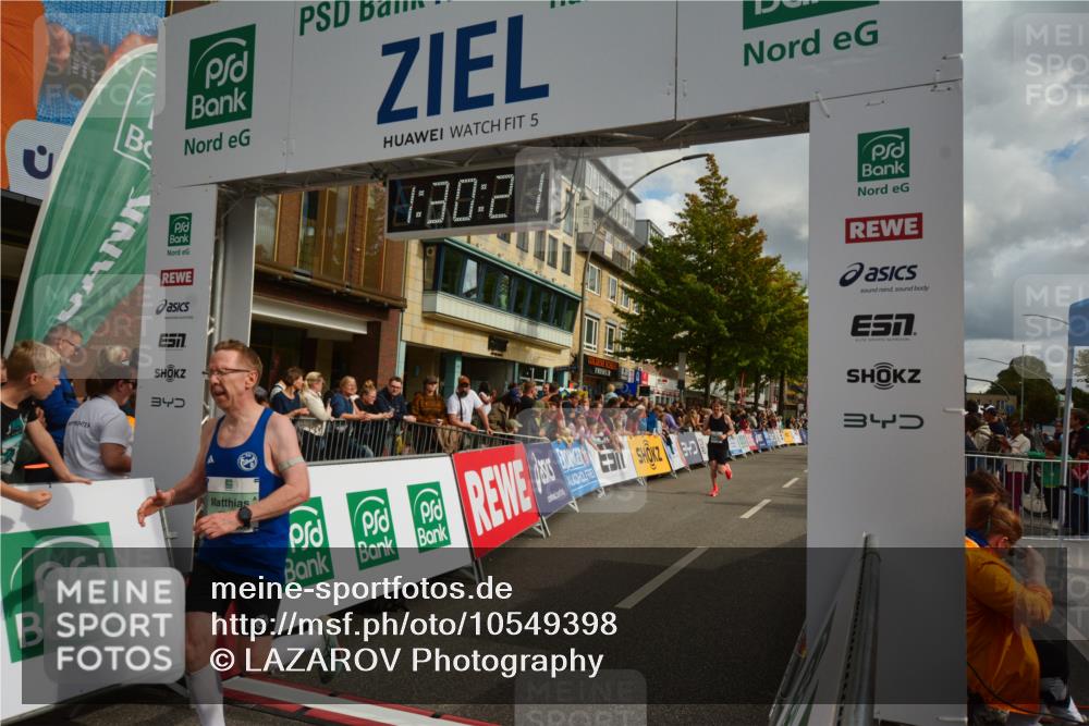 20.09.2026 - PSD Bank Halbmarathon LAZAROV Photography http://msf.ph/oto/10549398 20.09.2026 11:30:20 Ziel 1246, 2240, 2360, 2369, 3119, 3238 meine-sportfotos.de